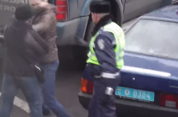 За гаишников