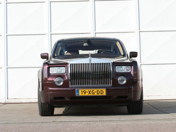 Rolls-Royce придумает для вседорожника собственную платформу