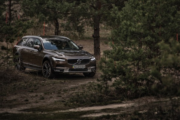 Volvo V90 Cross Country