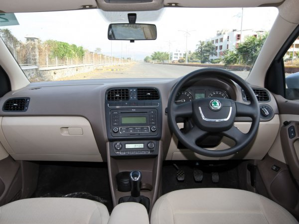 Индийский бюджетный седан Skoda Rapid