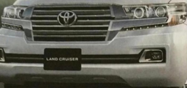 Первое изображение обновленного Land Cruiser