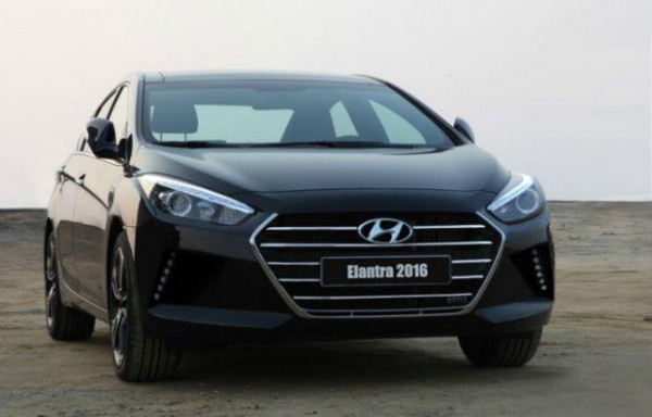 Первый снимок нового Elantra без камуфляжа