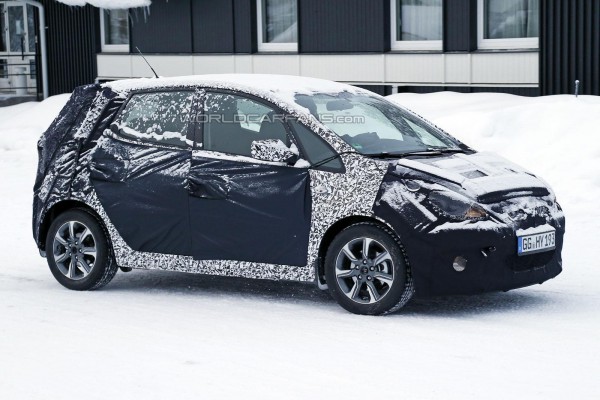 Обновленный микровэн Hyundai ix20.
