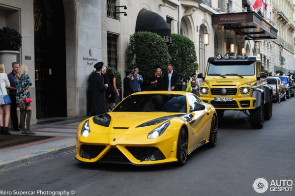 Ferrari припарковали