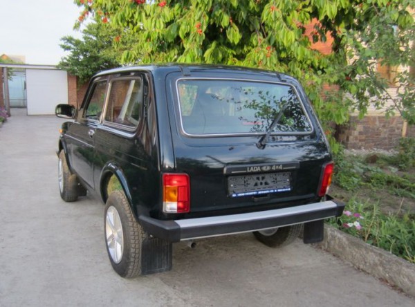 Дорейстайлиновая Lada 4x4 2013 г.в.