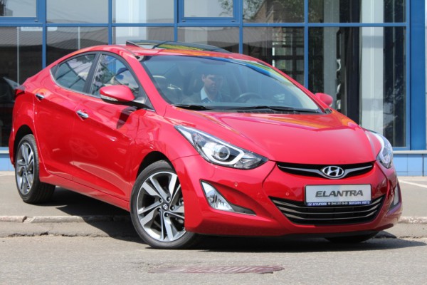 Обновленная Hyundai Elantra стоит около 250 000 гривен