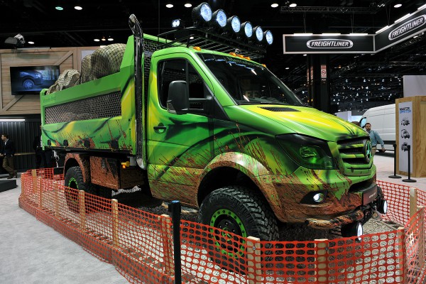 Концептуальный грузовик Sprinter Extreme