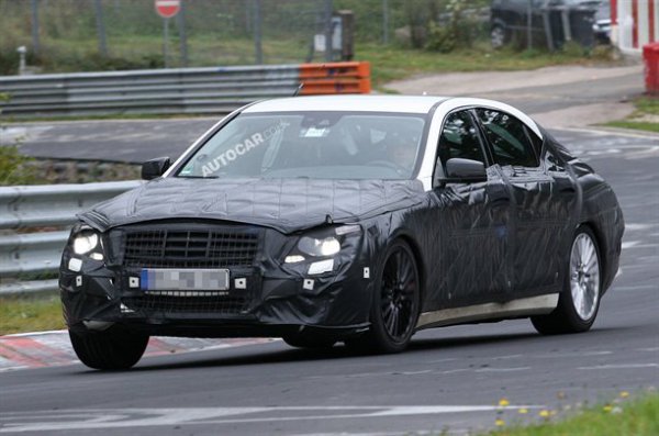 Прототип нового Mercedes S-Class на тестах