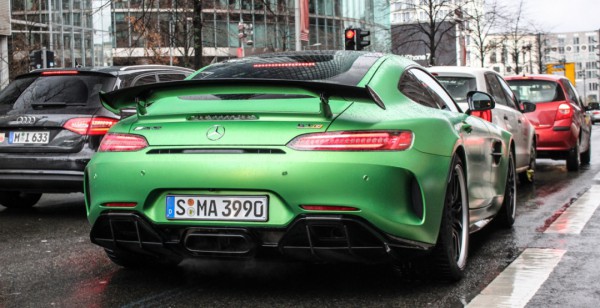 Mercedes-AMG GT R на улицах Берлина