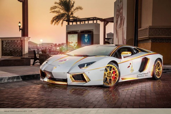 Позолоченный Lamborghini Aventador в Эмиратах