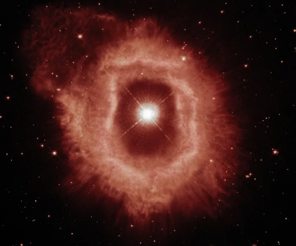 Газ, окружающий AG Carinae
