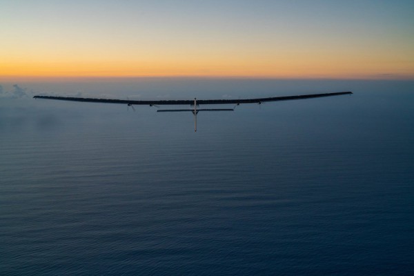 Solar Impulse 2 пересек океан