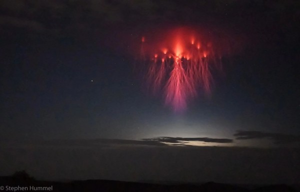 Красные спрайты