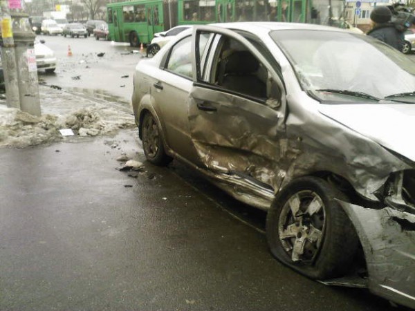 Chevrolet серьезно пострадал