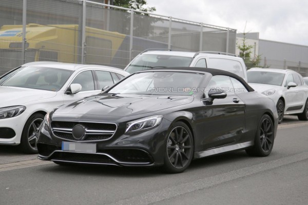 Кабриолет Mercedes S63 AMG