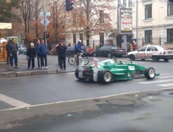 Гоночное авто в Харькове