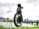 ���� Segway � ������������ ��������� ����� �������, ��� ����� ������ ��. ����� �������� ������������ ����� �������, ��������� � �������������, ����� ���������� ������� � ������������ ���������. �� ������������ ���������� 1000-������� ���������, ��� ��������� ����������� �� 16 ���������� � ���. ������, ������ ������ ����� �� 20 ��. ����� ����� ������ $1499.