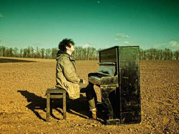 Pianiбой спел Родину на украинском языке.