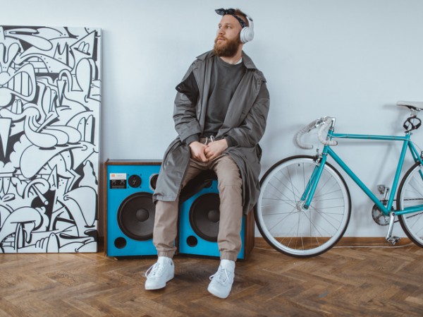 Иван Дорн выпустил клип на песню Collaba/