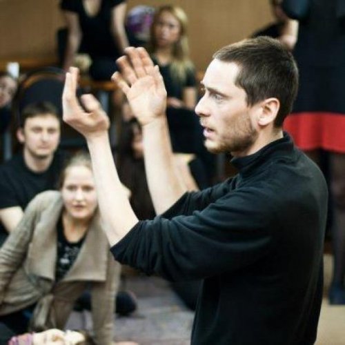 Роман Рабинович, режиссер театра МГУ, мастер по тренингам творческого развития центра Открытый Мир