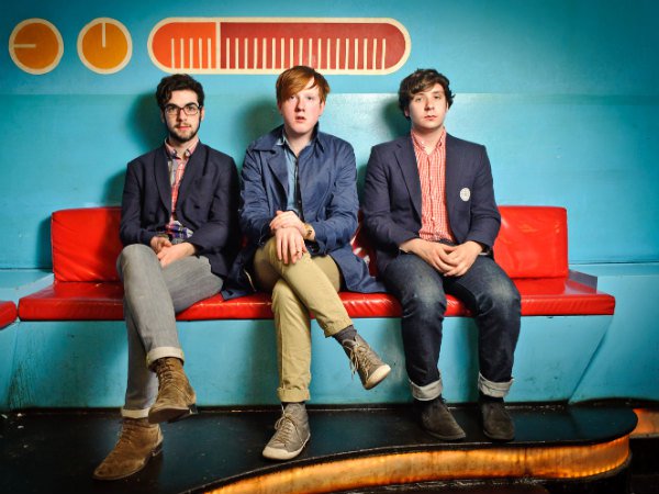 Two Door Cinema Club презентовали новый клип