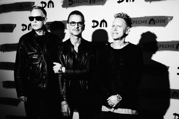 19 июля на НСК Олимпийский выступит группа Depeche Mode.