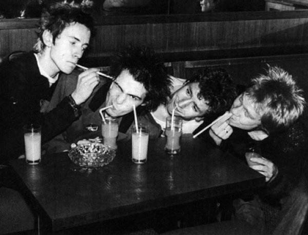 В сеть попала редкая запись Sex Pistols, считавшаяся утерянной