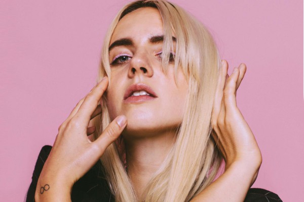 MØ