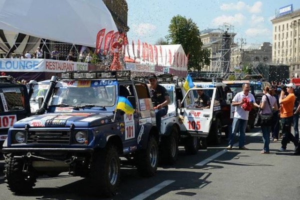 Украина-Трофи 2013 - марафон для настоящих любителей техники. Источник фото: http://auto.ria.ua/news/events/200035/