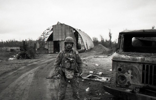 Военный фотограф Олесь Кромпляс открыл в Киеве выставку