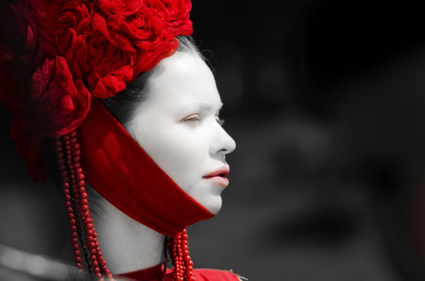 Зинаида Лихачева. Трансформация. Перфоманс в рамках ARSENALE 2012
