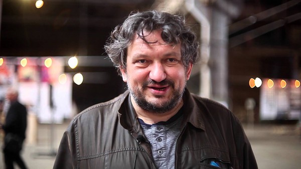 Влад Троицкий - основатель коллективов ДахаБраха, Dakh Daughters и ЦеШо.