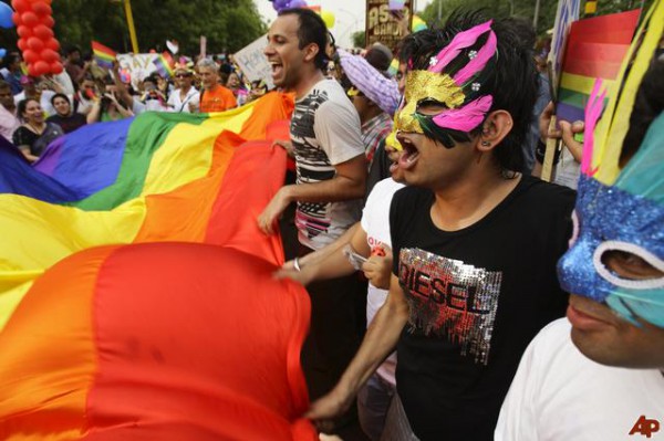которые участвовали в разгоне гей-парада 6 июня, сообщает корреспондент