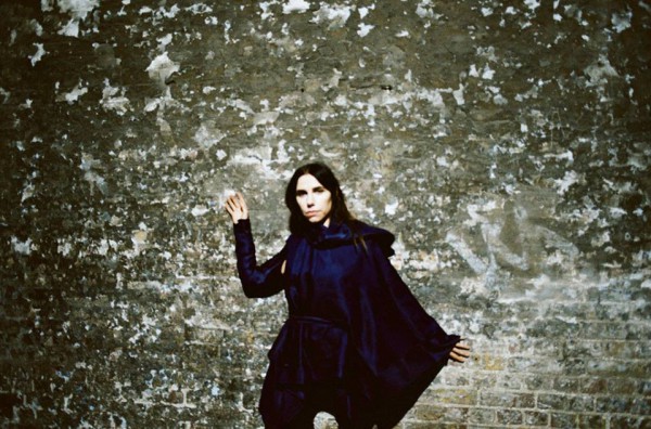 Новый альбом PJ Harvey выйдет 15 апреля