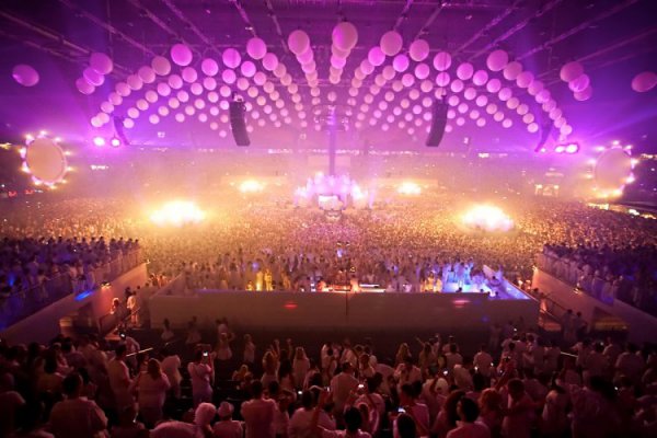 Sensation. Innerspace в Амстердаме.