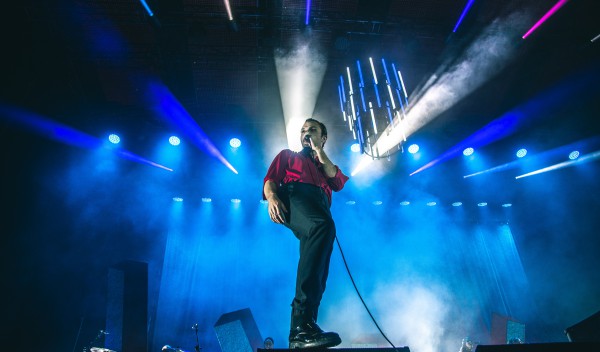 Hurts на сцене Belive