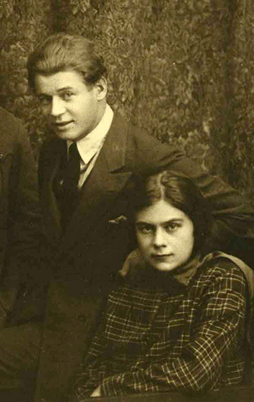 Есенин и София Толстая