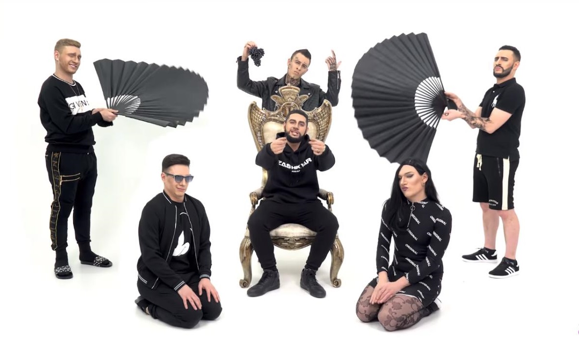 Satyr спародировал Black Star