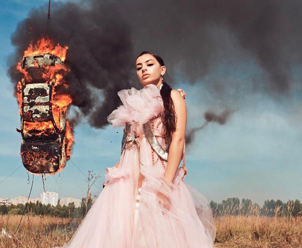 Charli XCX - White Mercedes
