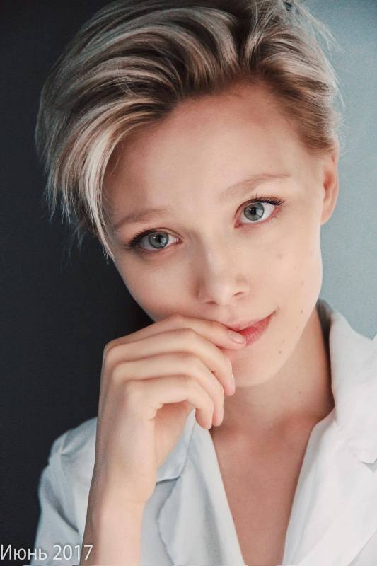 Актриса Иванна Сахно