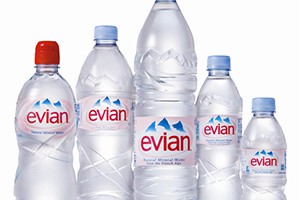 Вода Evian по 20 грн. за бутылку