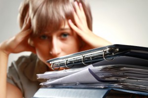 Стресс на работе может быть вызван сразу несколькими причинами 
