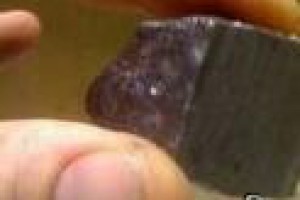 Челябинский метеорит продают за 10 000 руб.