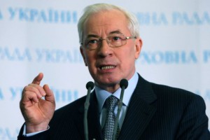 Азаров хочет поднять налоги для богатых Азаров хочет поднять налоги для богатых