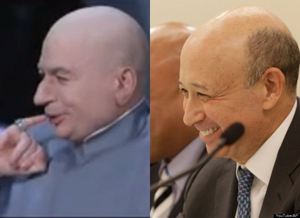 Доктор Зло из фильма "Остин Пауэрс" и Ллойд Бланкфейн, генеральный директор банка Goldman Sachs 
