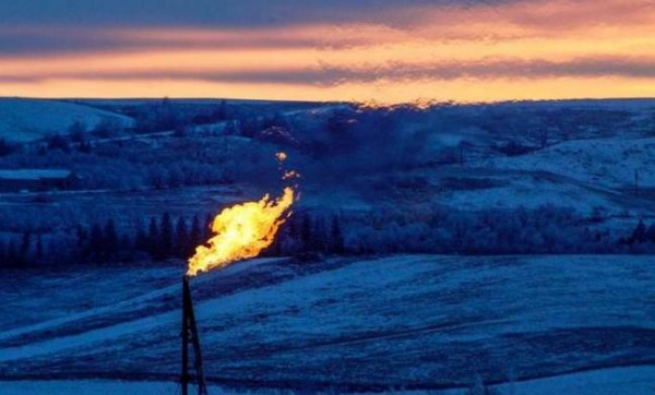 Цены на нефть перешли к падению после 8-процентного роста