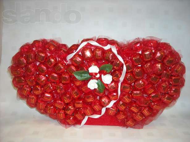 Сердца из конфет