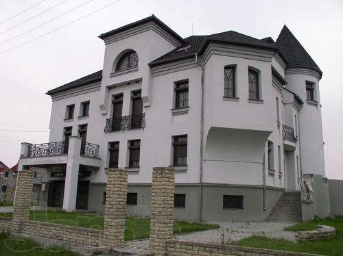Замок в Вишеньках