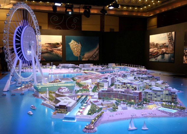 Колесо назвали Dubai Eye по аналогии с London Eye.