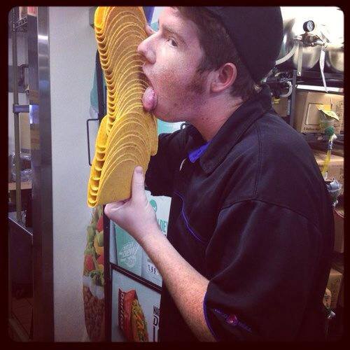 Этот прикол дорого стоил работнику Taco Bell и самой сети